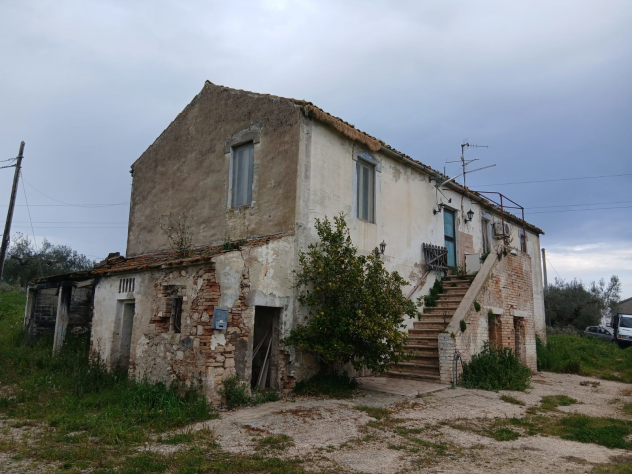 Casale panoramico vista mare con 4.000 mq di terreno - Foto 3