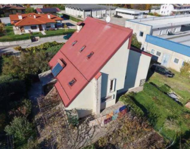 Immobile in asta di 280 m² con più di 5 locali e box auto in vendita a Spilimbergo - Foto 6