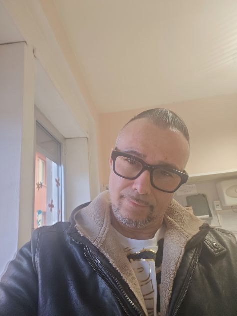 Massaggiatore olistico Tel:3292876139