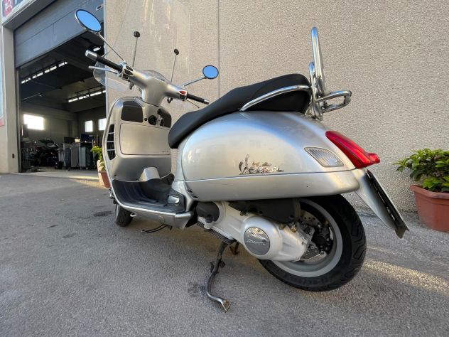 PIAGGIO VESPA GTS 250 - Foto 7