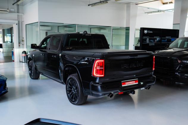 Dodge RAM LIMITED NIGHT EDITION 5.7L V8 398CV E- Torque - Foto 6