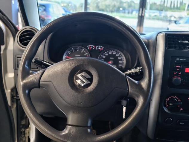 SUZUKI Jimny 1.3i 16V cat 4WD JLX rif. 24115339 - Foto 8