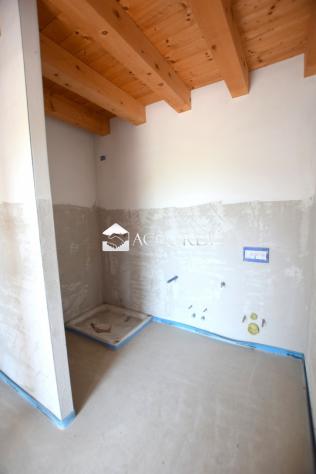 VILLA A SCHIERA di 6 vani e di 178 mq (VOLPAGO DEL MONTELLO) rif. PS108 - Foto 8