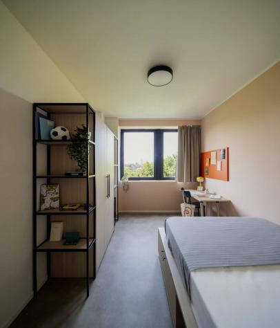 Shared Bathroom Room - Students Only