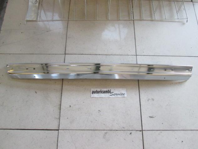 1705023 PARAURTI POSTERIORE CENTRALE COMATO AUDI 100 1.9 RICAMBIO NUOVO