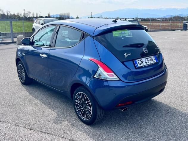 Lancia Ypsilon 1.0 FireFly 5 porte S&S Hybrid Gold - Foto 4