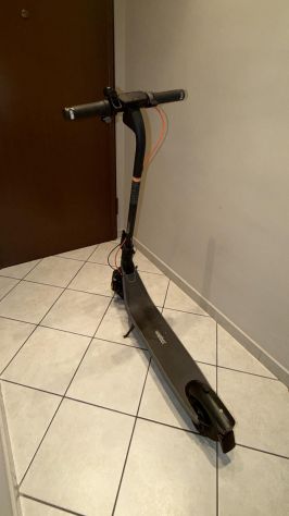 Monopattino Elettrico NINEBOT E2 Plus II - Foto 2
