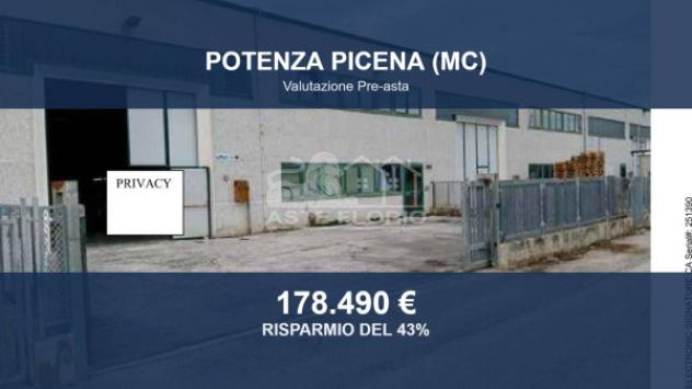 Immobile in asta di 580 m² in vendita a Potenza Picena