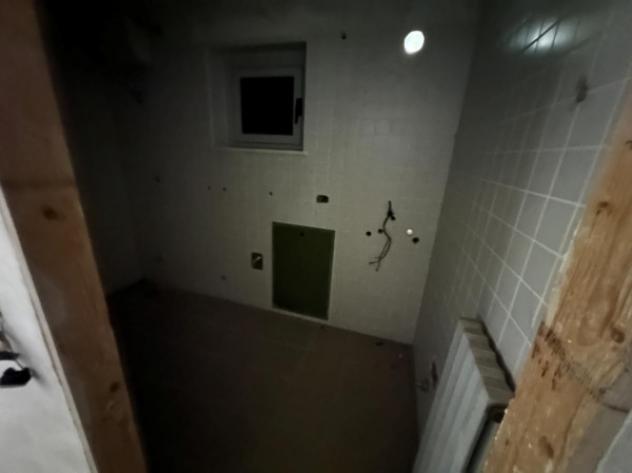 Immobile in asta di 167 m² con più di 5 locali e box auto in vendita a Pignola - Foto 3