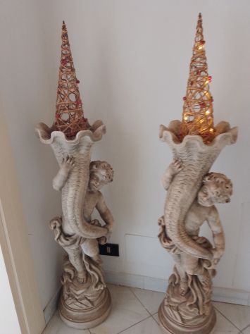 Coppia Vasi Sculture a rilievo Angioletti Puttini Artigianato Italy con Luci - Foto 7