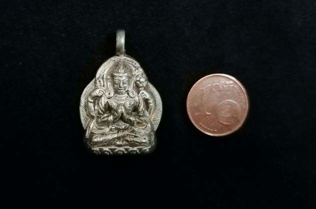 CIONDOLO IN ARGENTO 925 RAFFIGURANTE AVALOKITESHVARA, NEPAL. - Foto 3