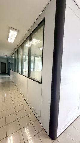 Pareti divisorie ufficio modulari vetro-alluminio - Foto 3