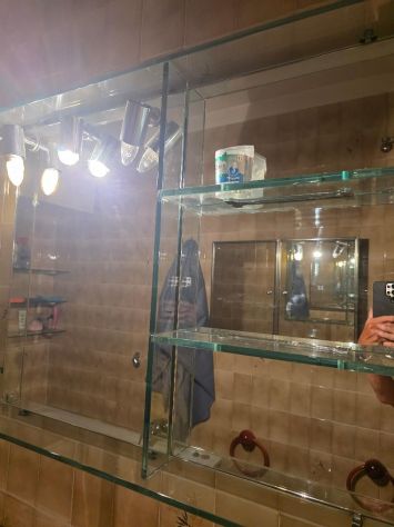 arredamento bagno tutto compreso mensola prta carta igienica asciugamani