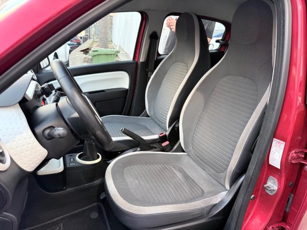 Renault Twingo TCe 90 CV EDC Sport - Foto 10