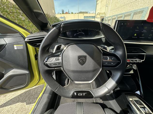 Peugeot 208 GT Hybrid 100 e-DCS6 automatic - Foto 9