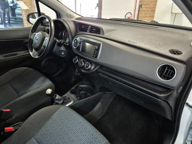 Toyota Yaris 1.0 5 porte Active - Foto 10