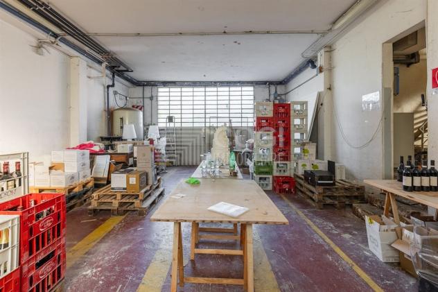 Casa Indipendente Bifamiliare con Cantina Vitivinicola - Foto 12