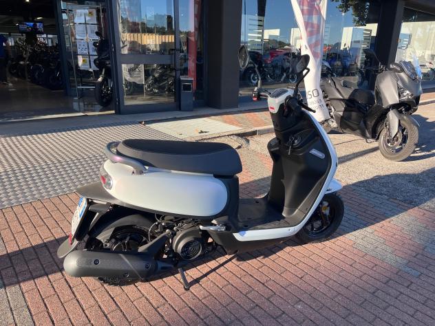 Sym CLBCU 125 Scooter per Camper - Foto 9