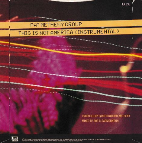DAVID BOWIE / PAT METHENY - This is not America (O.S.T Film) 7'' / 45 giri 1985 - Foto 2