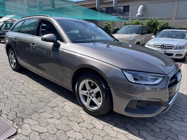 Audi A4 Avant 30 TDI/136 CV S tronic Business Advanced*EURO6 - Foto 3