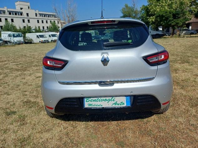 Renault Clio dCi 8V 75 CV 5 porte Moschino Zen - Foto 7