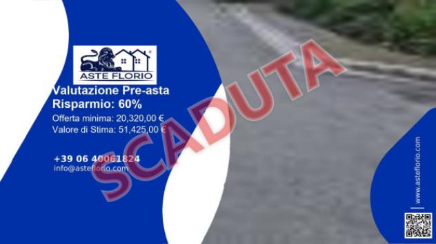 Immobile in asta di 121 m² con più di 5 locali in vendita a Macerata