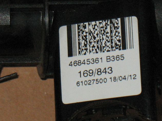 46845361 BLOCCHETTO CON CHIAVE A TELECOMANDO FIAT PANDA 46845361 61027500 - Foto 2