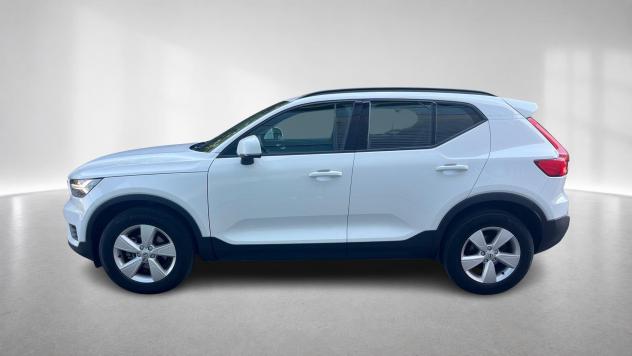 Volvo XC40 T2 Momentum Core - Foto 3