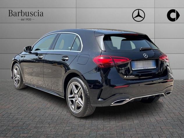 Mercedes-Benz Classe A - W177 2023 - A 250 e phev AMG Line Advanced Plus auto - Foto 4