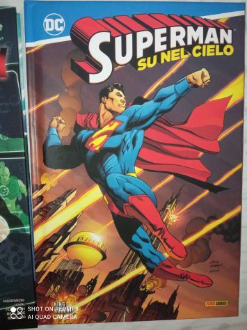 Superman su nel cielo