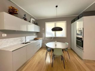 APPARTAMENTO di 3 vani e di 100 mq (MILANO) rif. HOME 3535_7