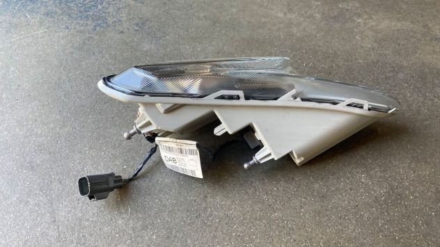 Fanalino fendinebbia anteriore SX Ford Ecosport del 2022 (GN15-13B221-MB) - Foto 3