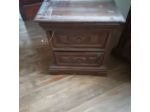 comodino a 3 cassetti