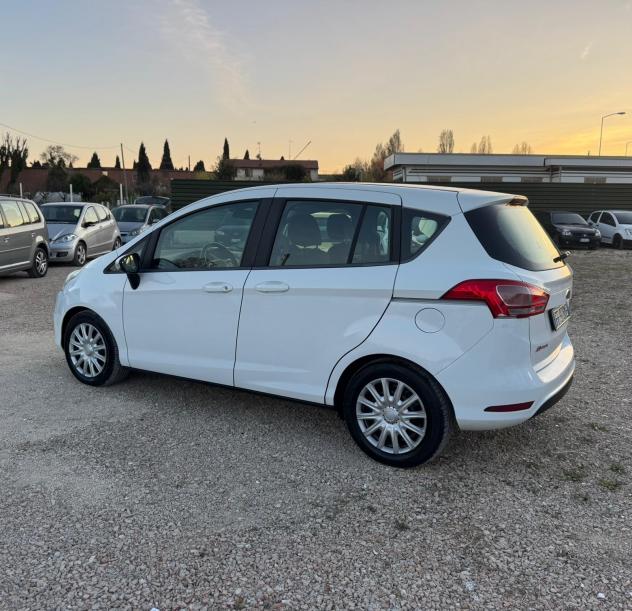Ford B-Max 1.4 90 CV GPL Business Titanium - Foto 8