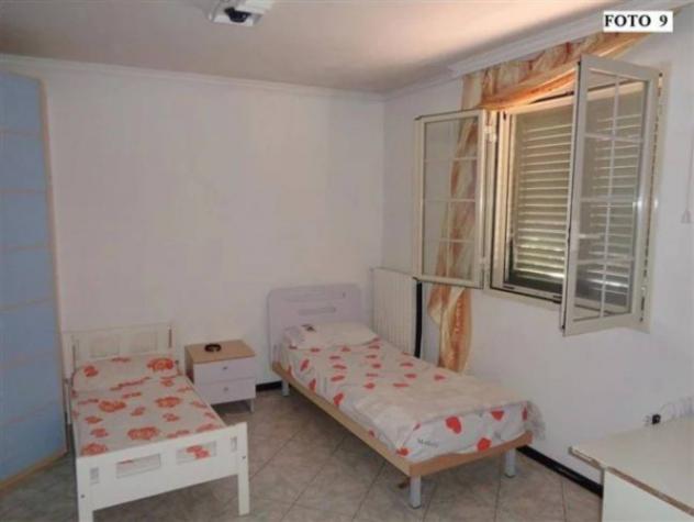 Immobile in asta di 90 m² con più di 5 locali e box auto in vendita a Mazzarrone - Foto 13