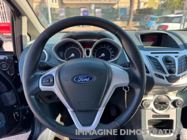 FORD Fiesta 1.4 TDCi 68CV 5 porte Titanium rif. 23949135 - Foto 10