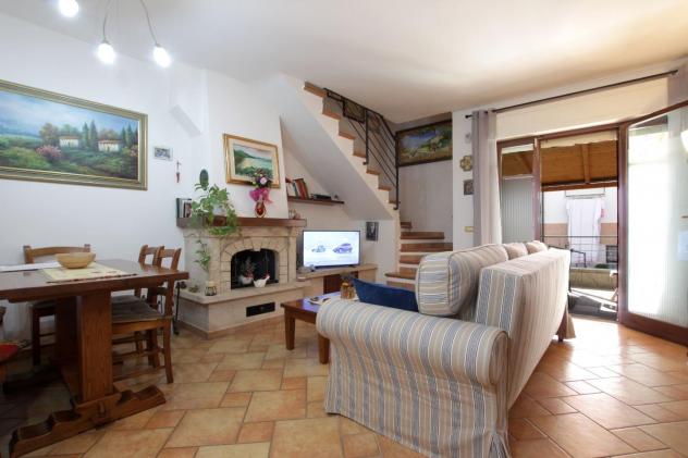 Appartamento in vendita a Arbia - Asciano 100 mq Rif: 1411447