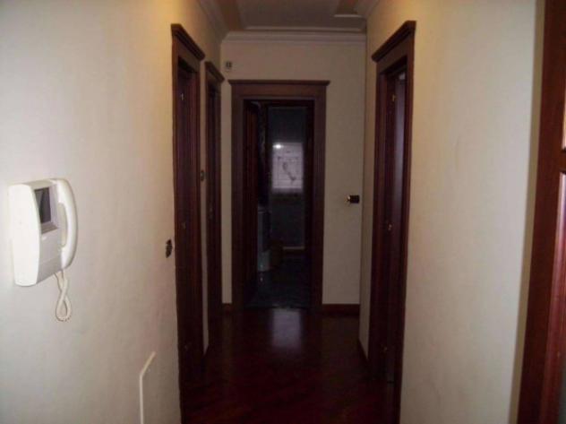 Immobile in asta di 128 m² con più di 5 locali e box auto doppio in vendita a Avellino - Foto 9