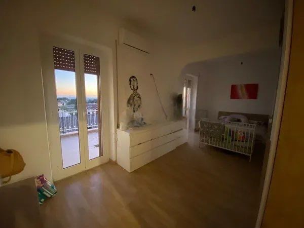 ALBANO LAZIALE QUADRILOCALE ARREDATO CON TERRAZZO PRIVATO - Foto 5