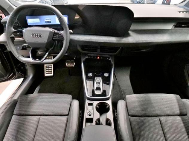 AUDI A3 Sportback (NEW) 2.0 Tdi 150cv S-tronic S-line Ed. rif. 24097644 - Foto 7