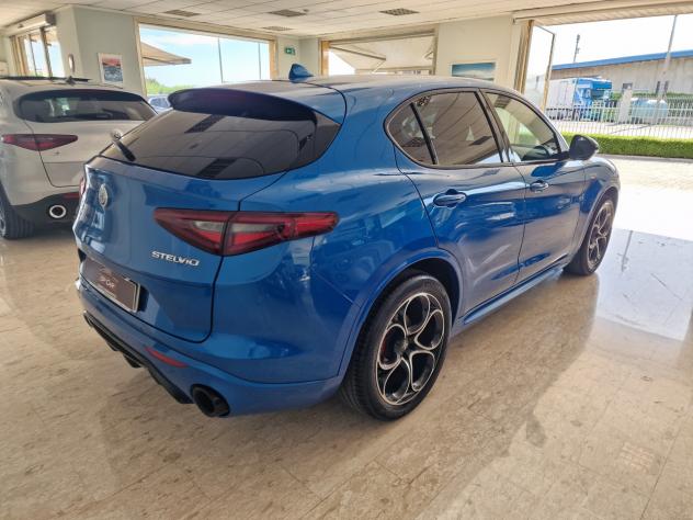 Alfa Stelvio 210 CV Veloce - Foto 3