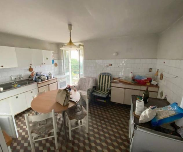 Immobile in asta di 217 m² con più di 5 locali in vendita a Carro - Foto 7