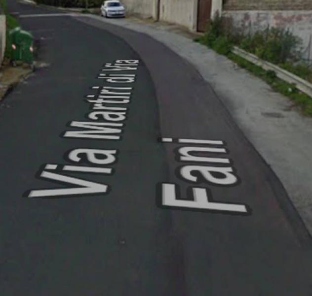 Immobile in asta di 110 m², box auto in vendita a Palazzolo Acreide - Foto 2
