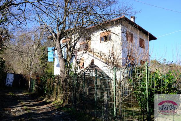 Bifamiliare in vendita a Sassello