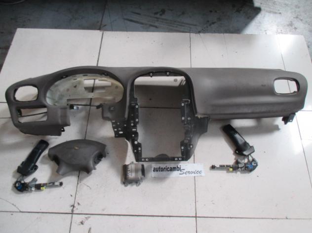 04748604AA KIT AIRBAG COMPLETO CHRYSLER VOYAGER 2.4 B 108KW AUT 5P (2001) RICAMBIO USATO