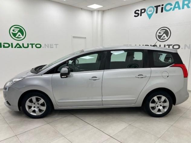 PEUGEOT 5008 I - 1.6 hdi 8v Active 115cv rif. 22790433 - Foto 2