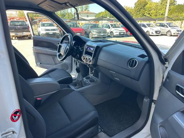 Mazda BT-50 2.5 TD cat 4x4 Double Cab Hot Pick-up - Foto 4