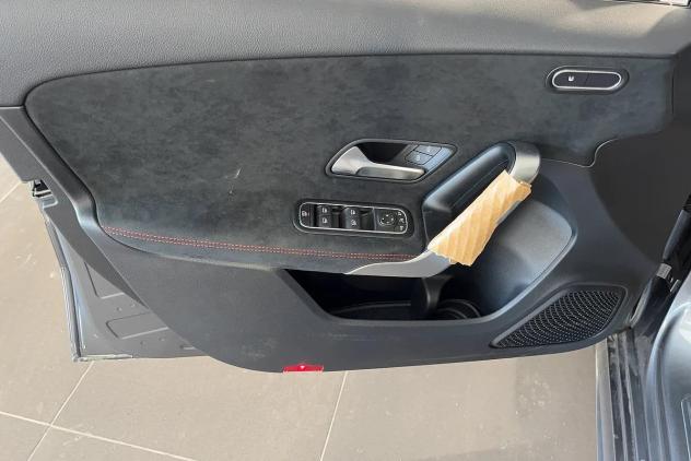 Mercedes-Benz Classe A A 200 d AMG Line Advanced #tettoapribile - Foto 10