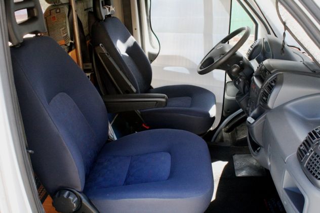 Camper mansardato Elnagh Marlin 58 su Ducato 2.8 JTD 126CV - Foto 5