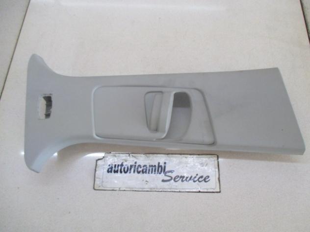 8V41-S24582 RIVESTIMENTO MONTANTE CENTRALE ANTERIORE DESTRO FORD KUGA 2.0 D 103KW 6M 5P (2012) RICAMBIO USATO